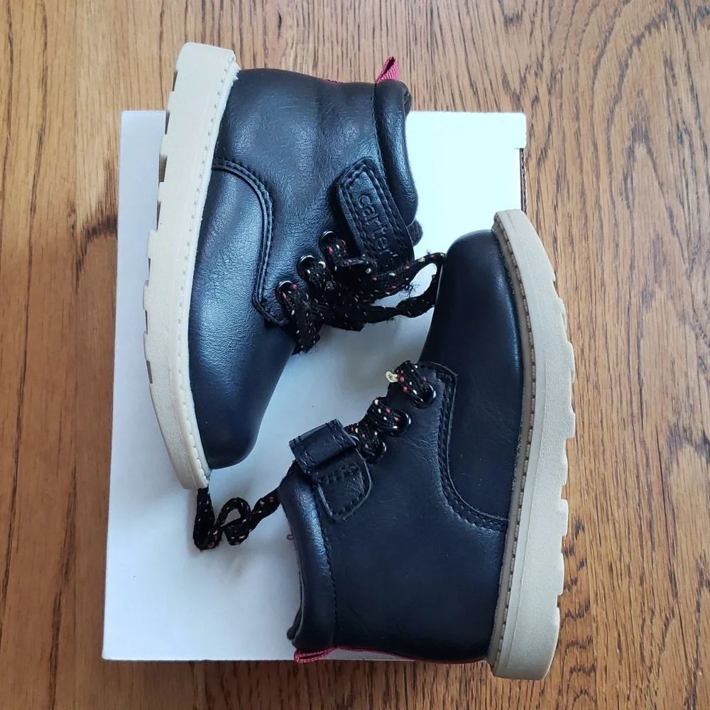 NIB Kids Toy Boot Black Carter's Size 5 Toddler